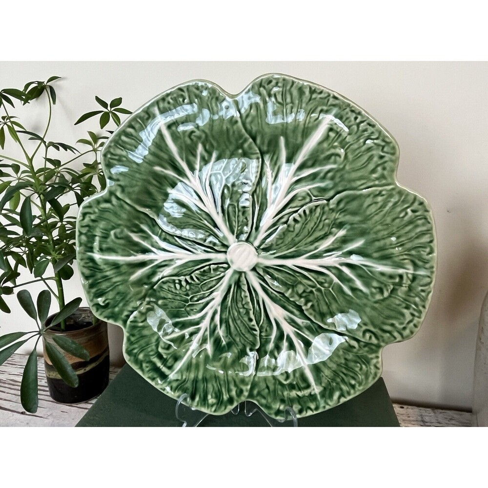 BORDALLO PINHEIRO Cabbage Charger Plate 12" Majolica Green with White Vein